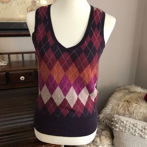 LIMITED SWEATER VEST